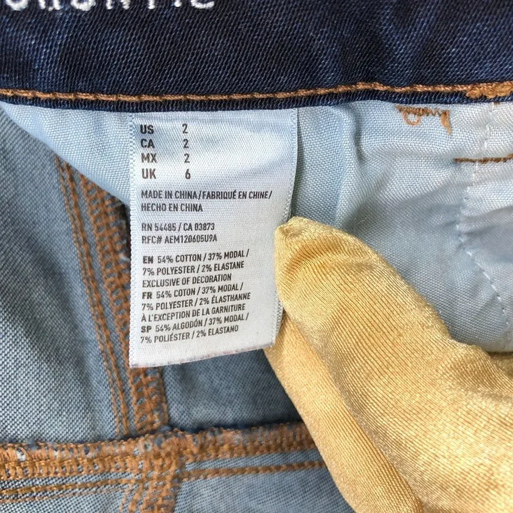 American Eagle Hi-Rise‎ Shortie Denim Shorts Womens 2 Blue Dark Wash Cutoff